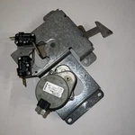 14-38-095 Thermador Oven Door Latch 14-33-232, 14-33-874, 00486757,. Fixed Price $55.00.